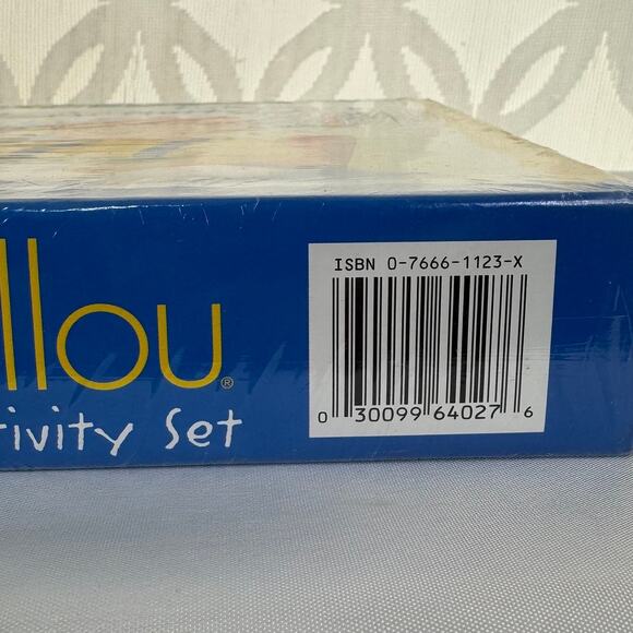 Caillou Fun Activity Set Coloring Books & Crayons PBS 2003 Modern Publishing - Picture 3 of 6